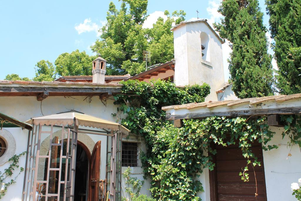 La Canonica Dei Fiori - Anna Fendi Country House Hotel Ronciglione  Exterior photo