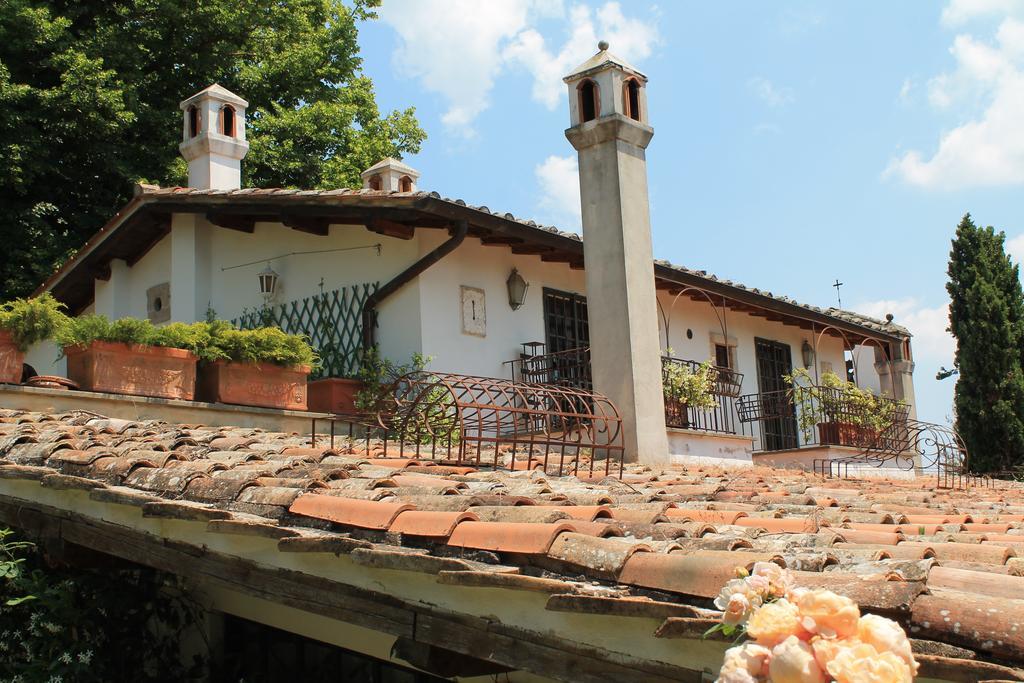 La Canonica Dei Fiori - Anna Fendi Country House Hotel Ronciglione  Exterior photo